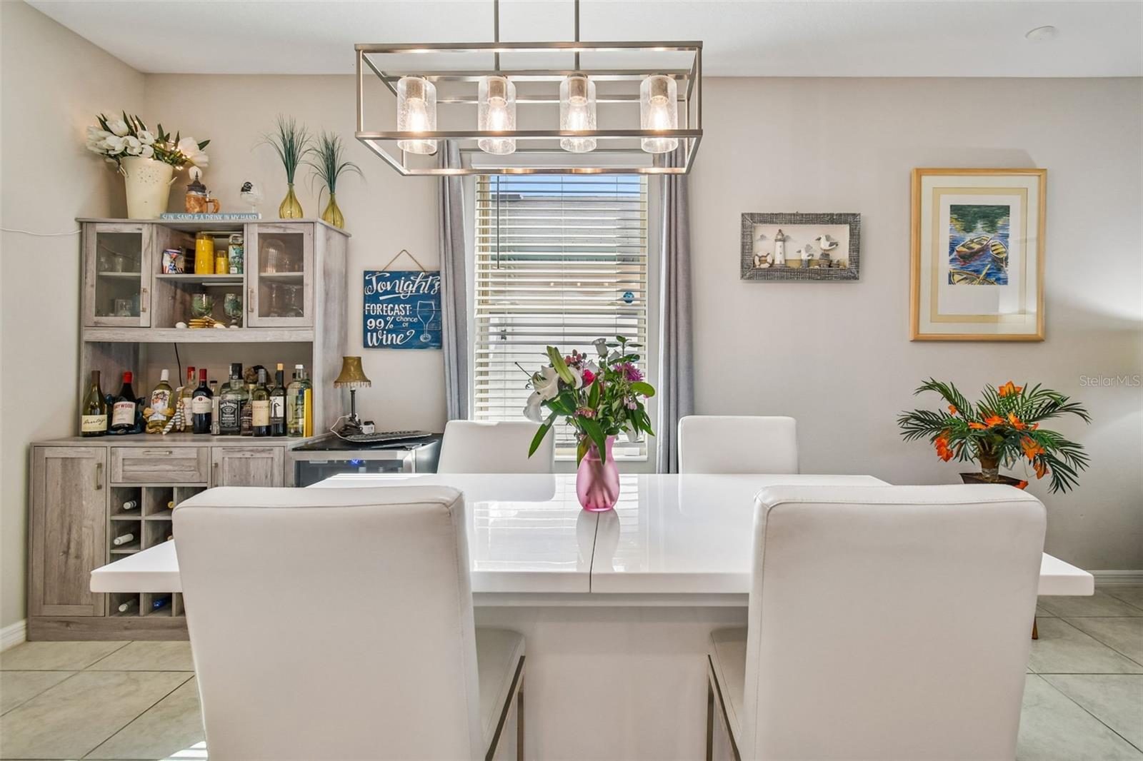 Image 17 of 75 For 984 Olive Conch Street