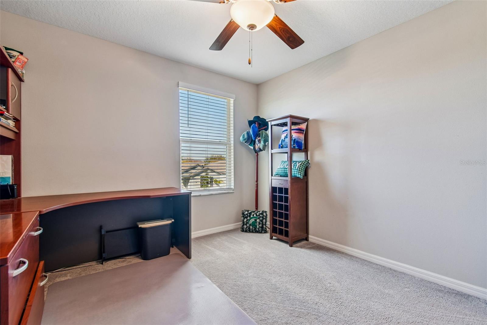 Image 48 of 75 For 984 Olive Conch Street