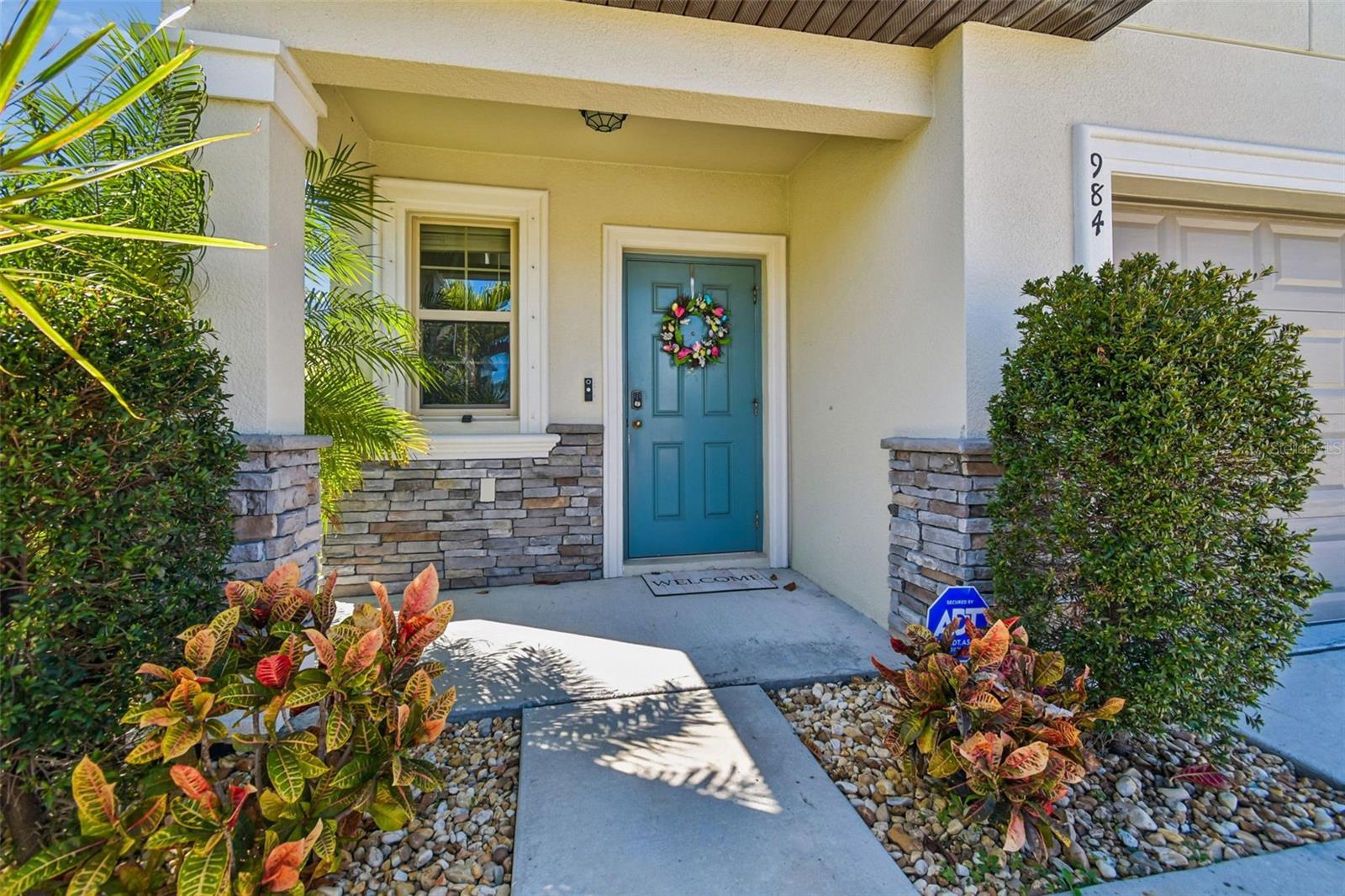 Image 6 of 75 For 984 Olive Conch Street