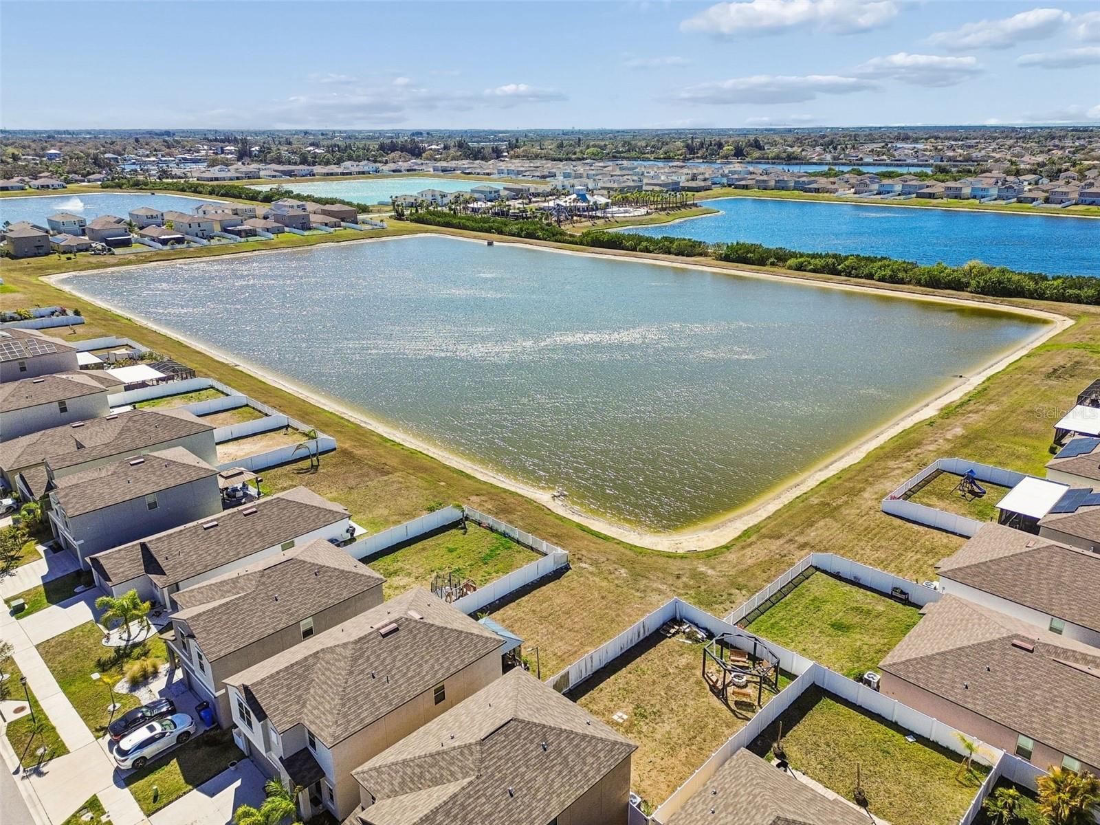 Image 67 of 75 For 984 Olive Conch Street