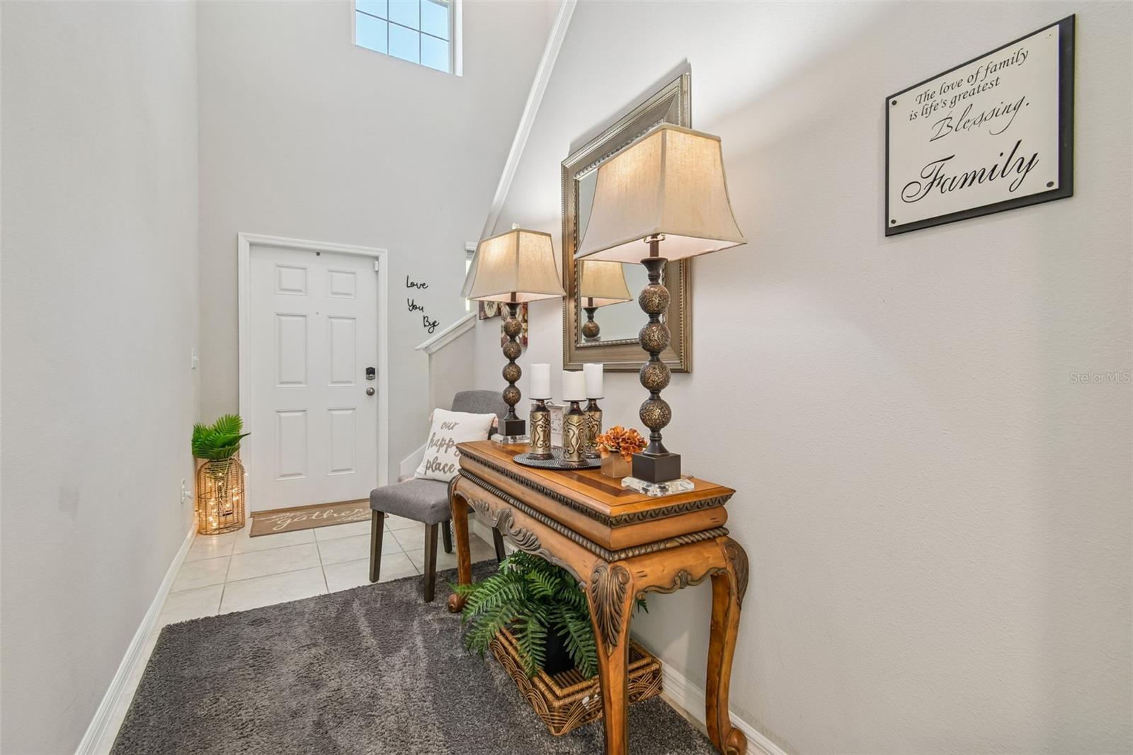 Image 7 of 75 For 984 Olive Conch Street