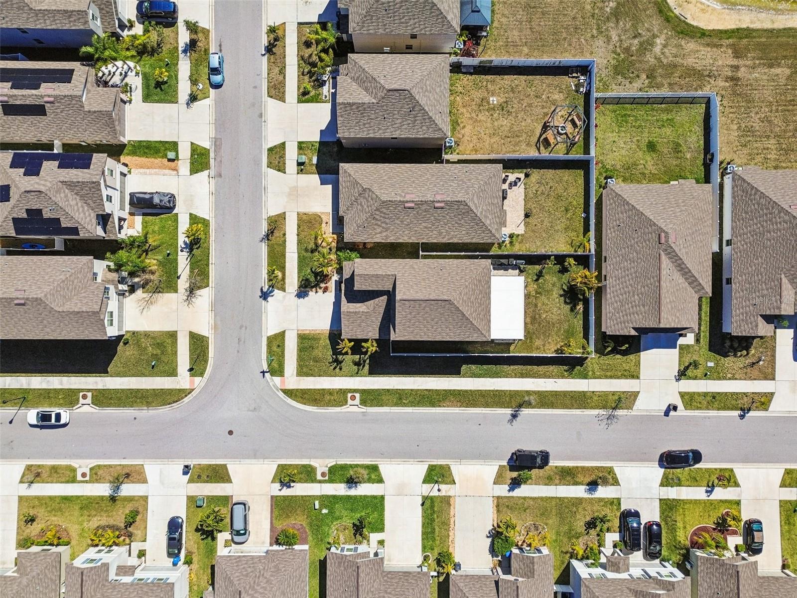 Image 70 of 75 For 984 Olive Conch Street