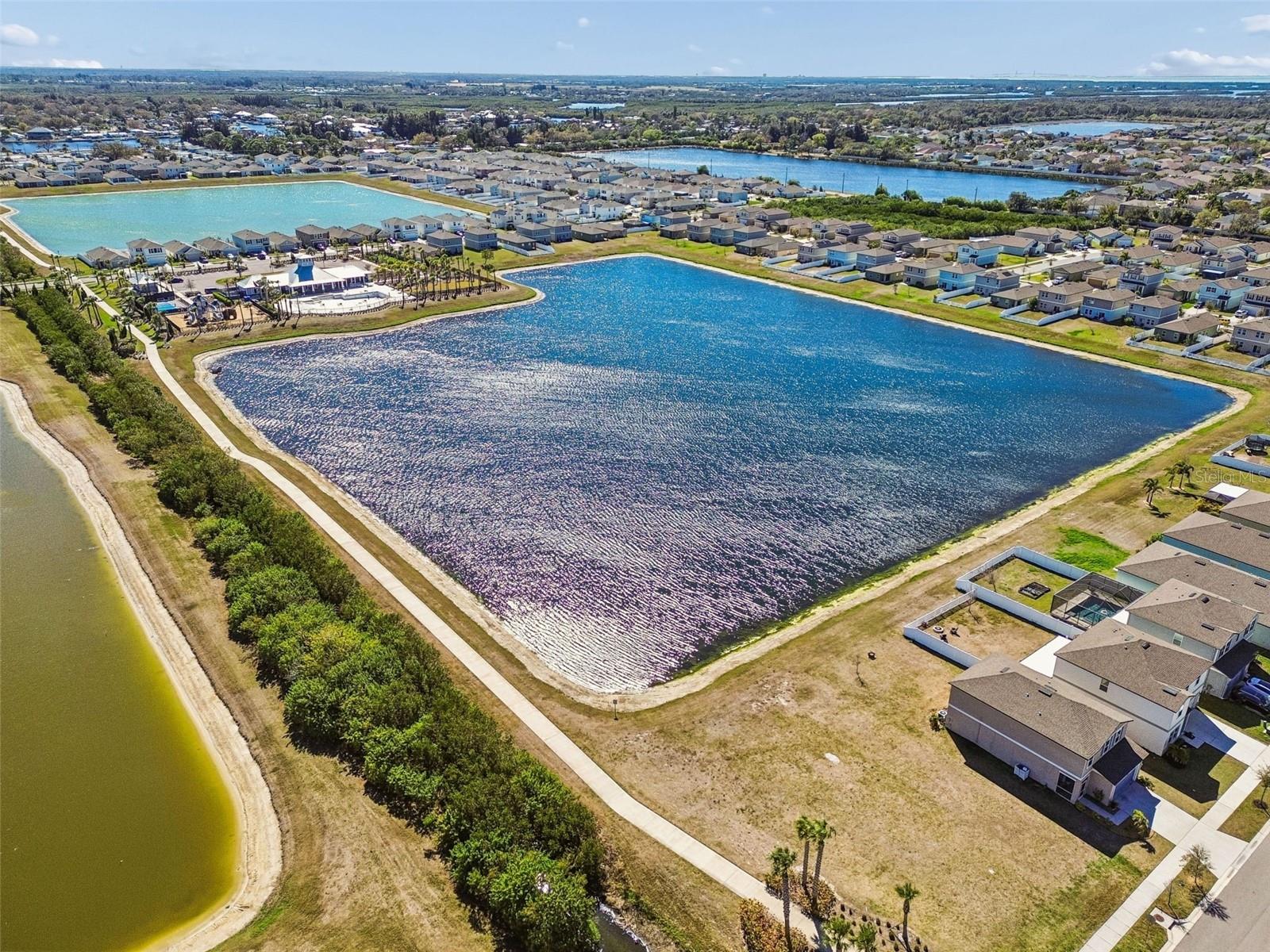 Image 72 of 75 For 984 Olive Conch Street