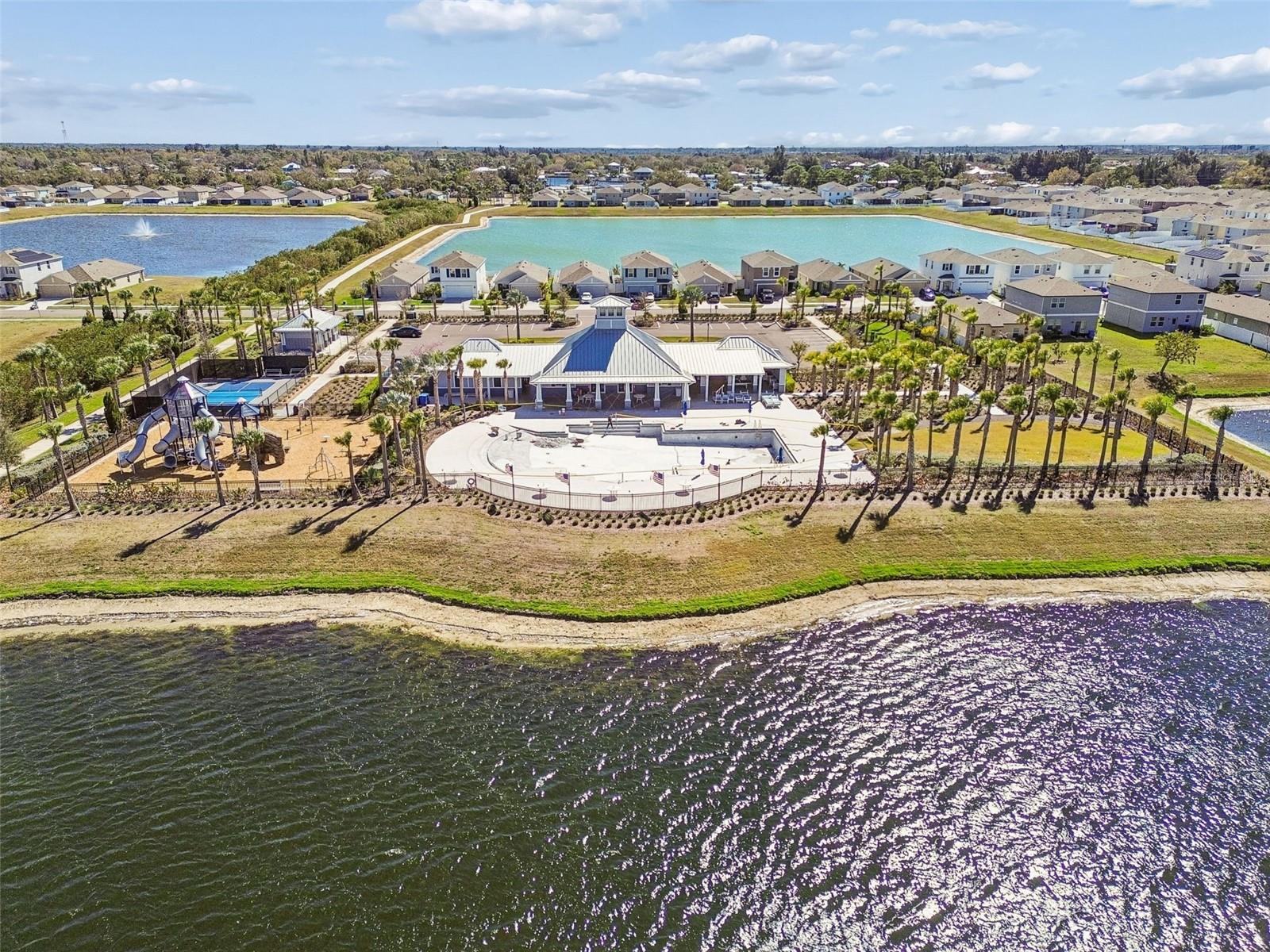 Image 74 of 75 For 984 Olive Conch Street