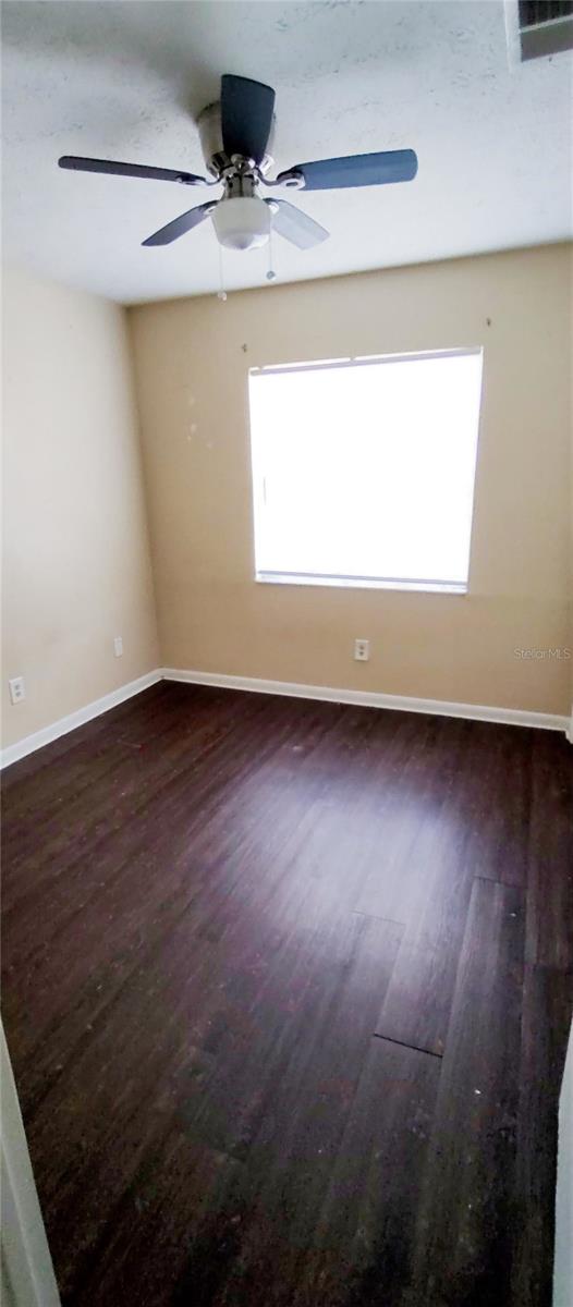 Image 7 of 16 For 9525 Lake Park Drive 9525