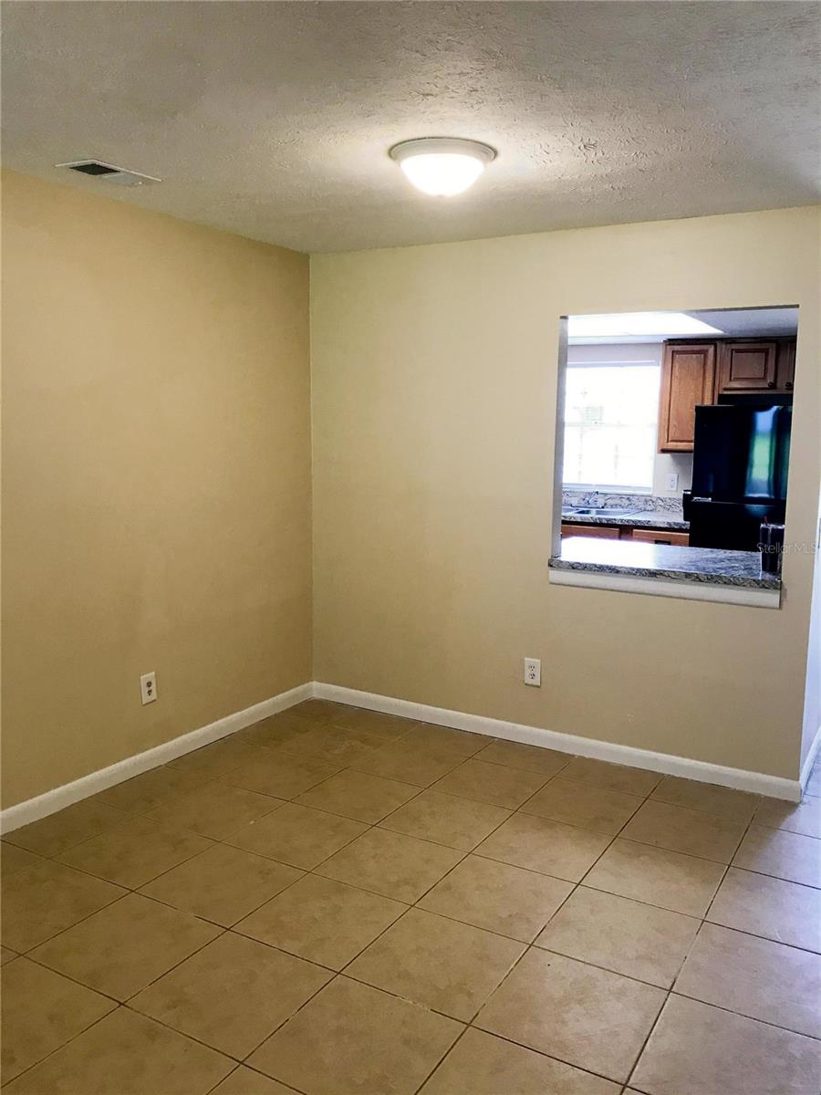 Image 9 of 16 For 9525 Lake Park Drive 9525