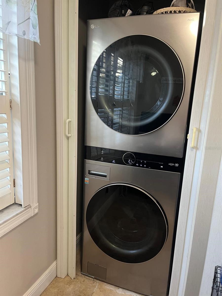 Image 19 of 62 For 12809 Dunhill Drive