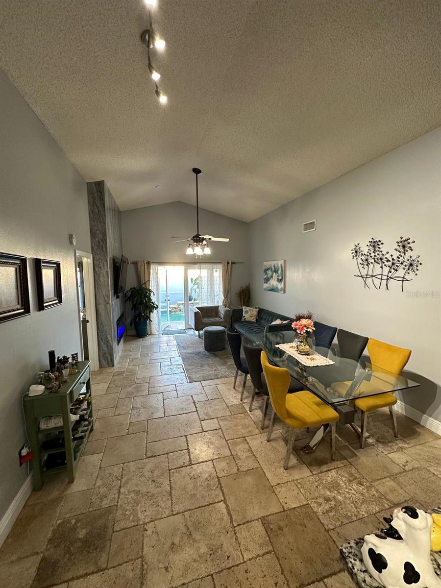 Image 26 of 62 For 12809 Dunhill Drive