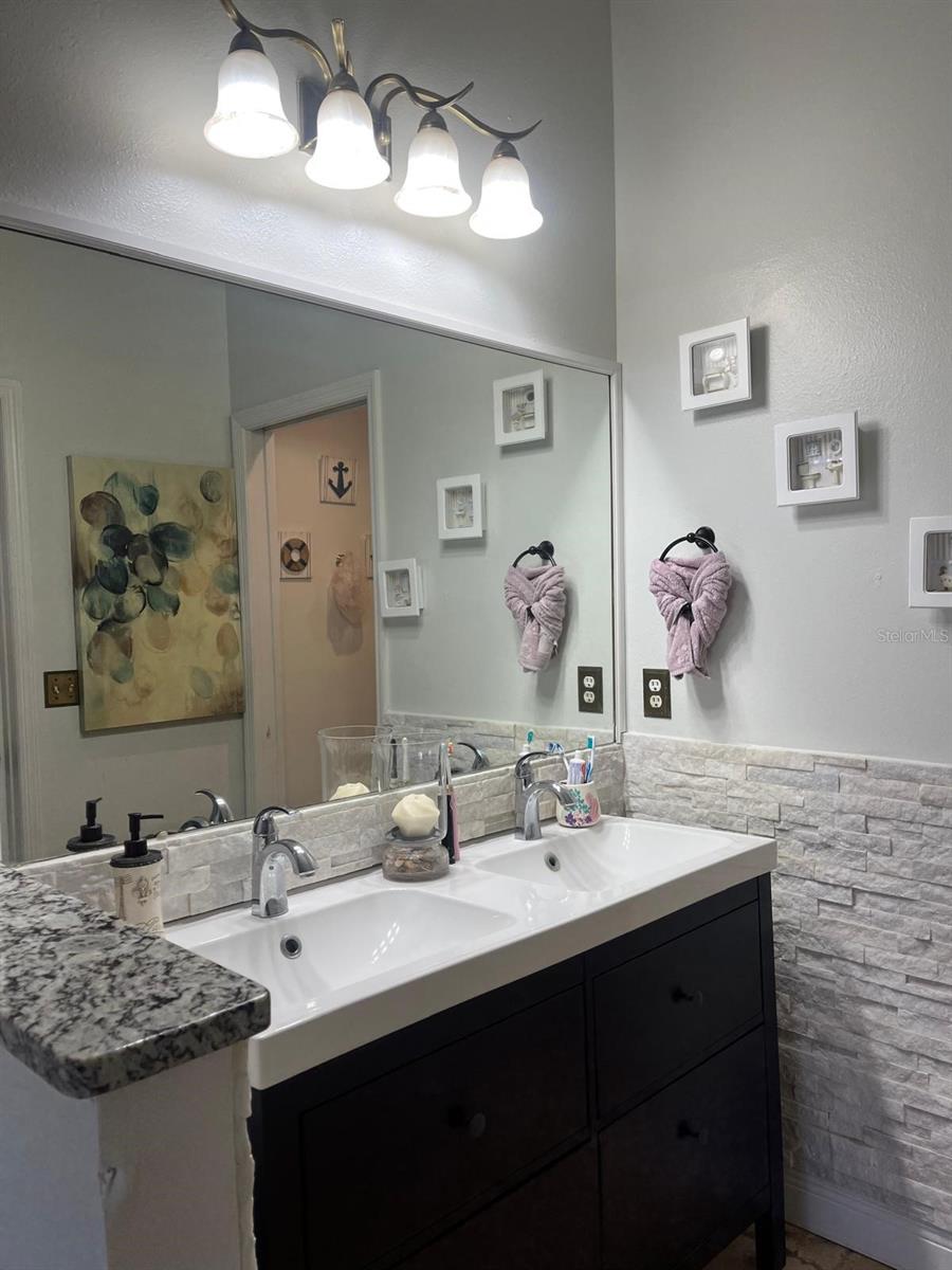 Image 35 of 62 For 12809 Dunhill Drive