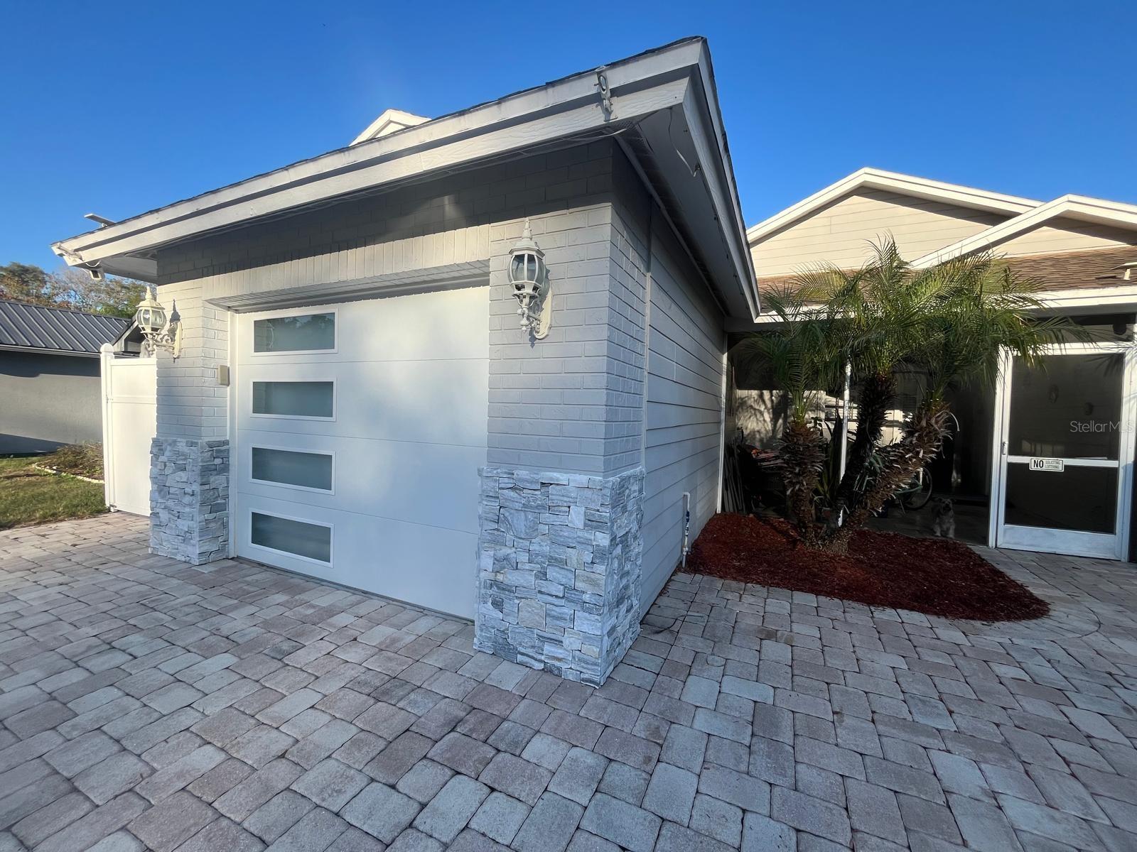 Image 4 of 62 For 12809 Dunhill Drive