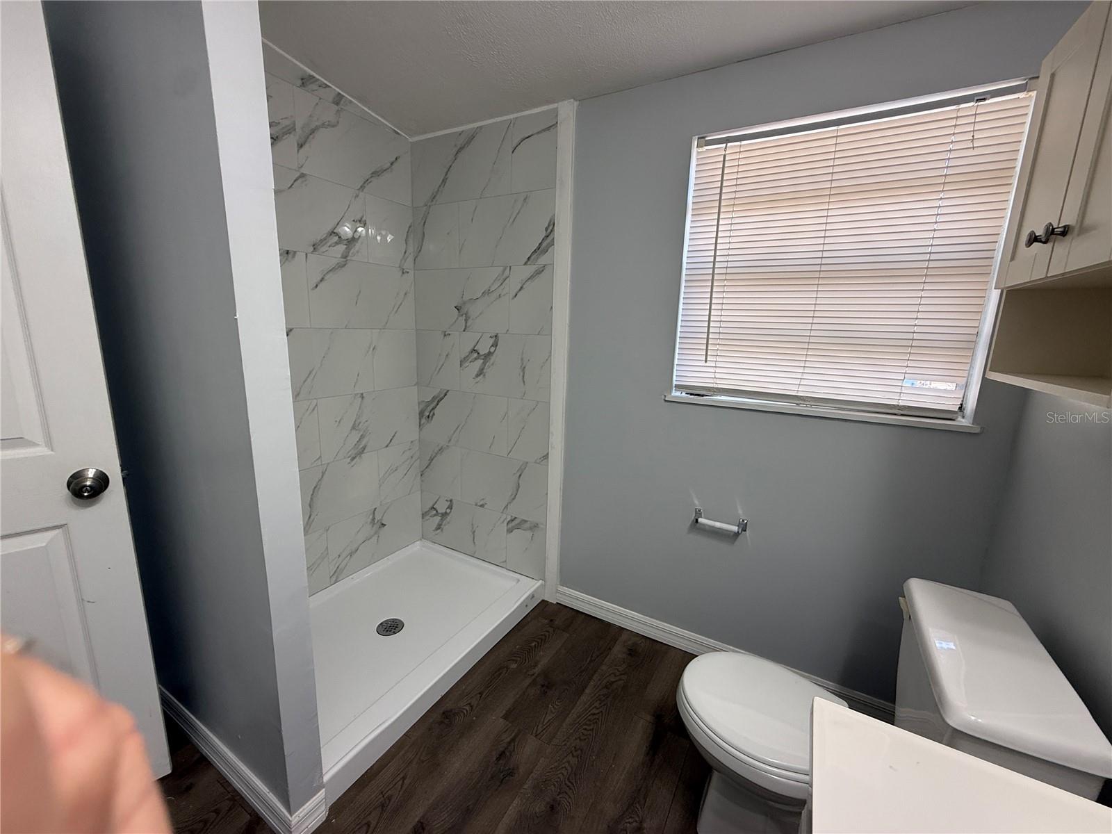 Image 27 of 33 For 8824 Overlook Dr