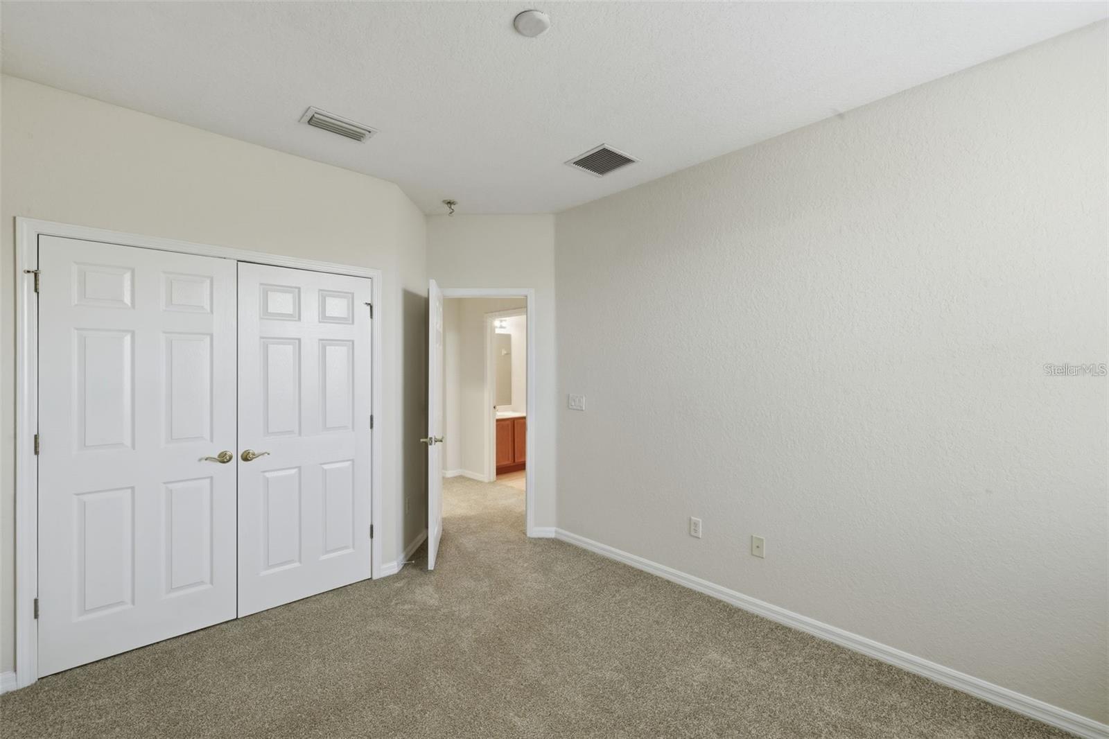 Image 19 of 32 For 3914 Silverlake Way