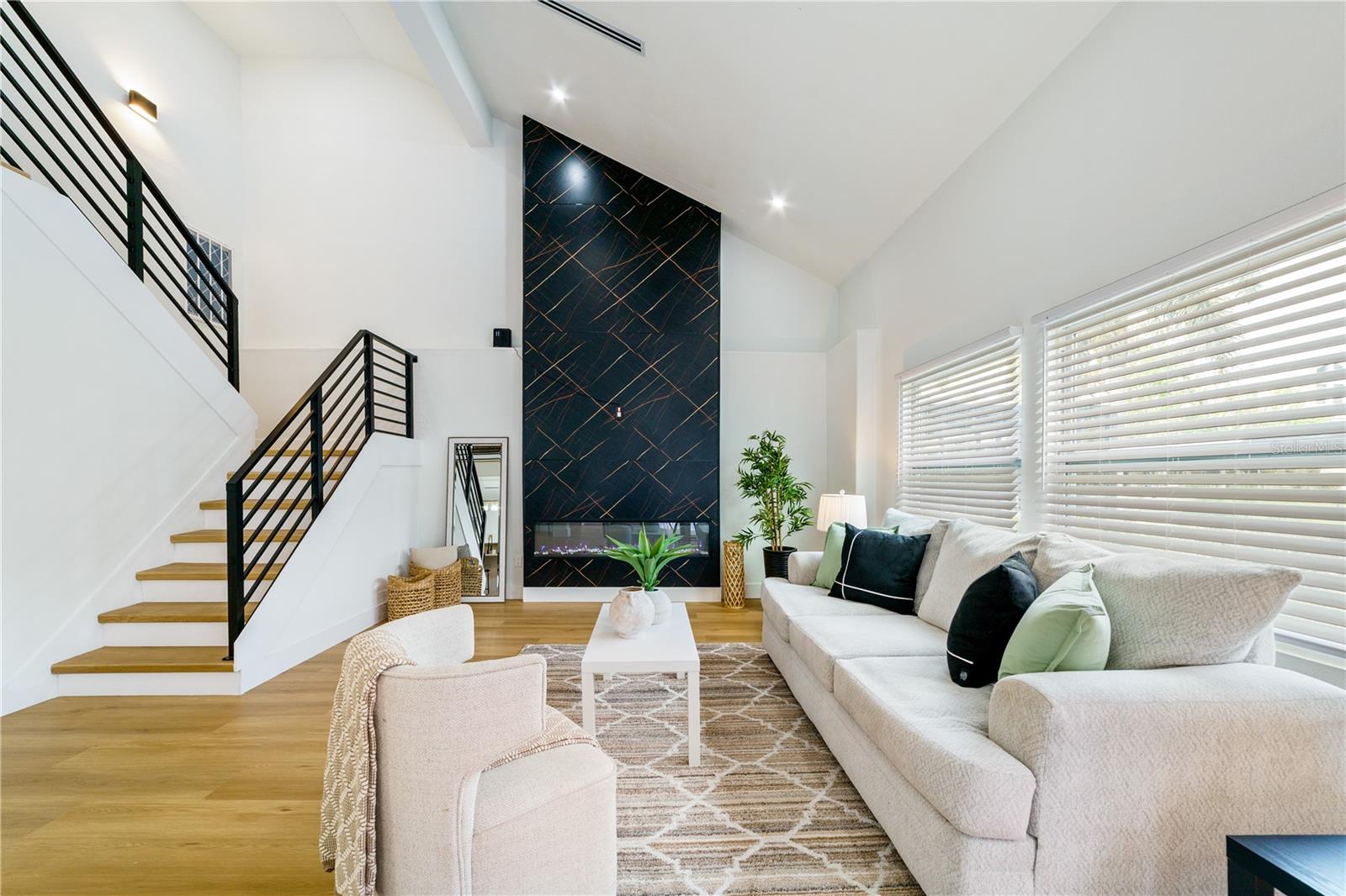 Image 22 of 59 For 3149 Canal Drive