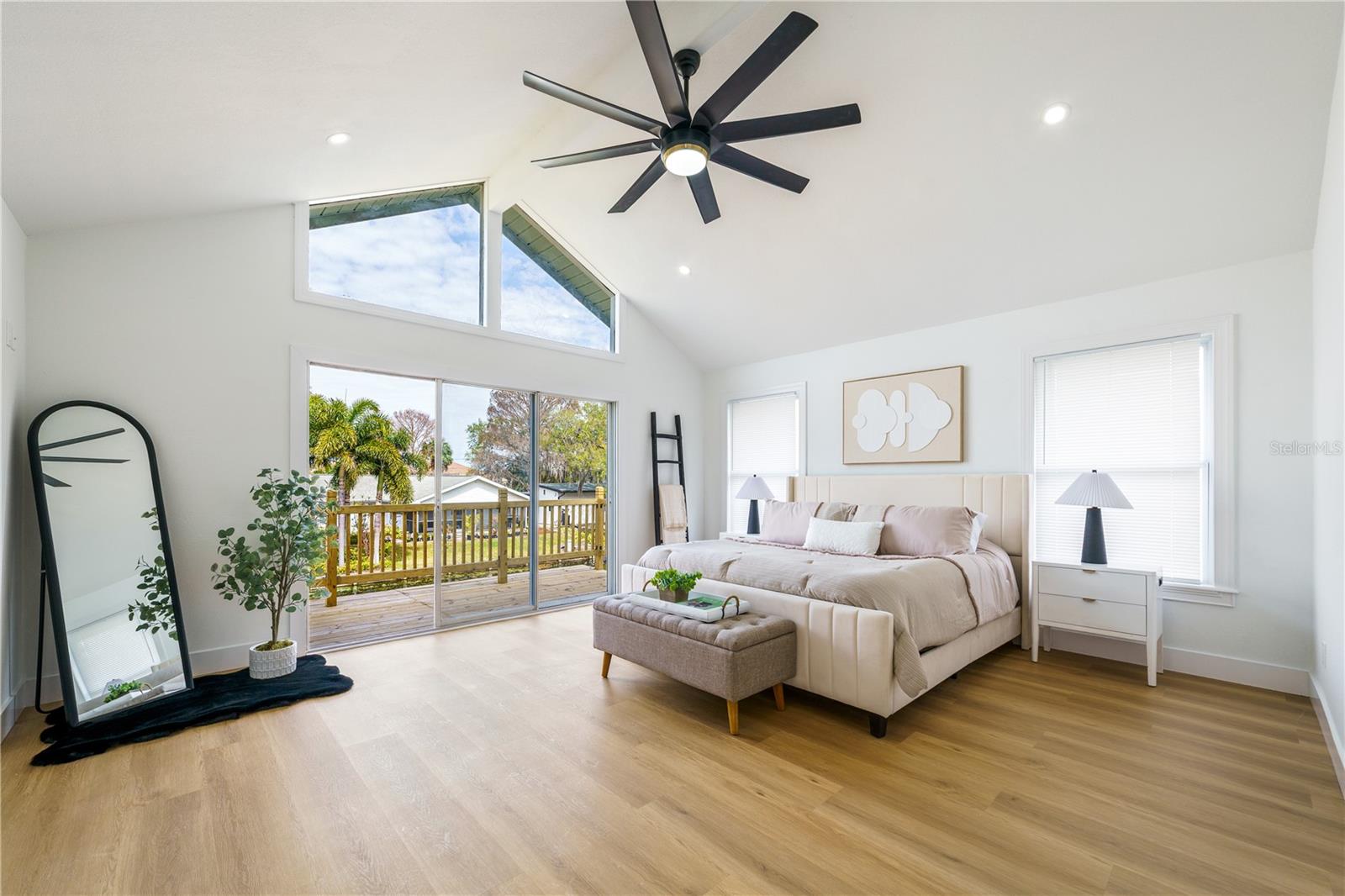 Image 30 of 59 For 3149 Canal Drive