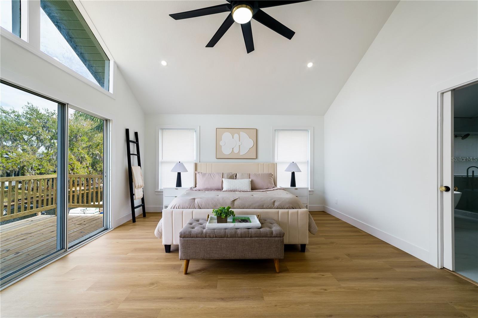 Image 31 of 59 For 3149 Canal Drive