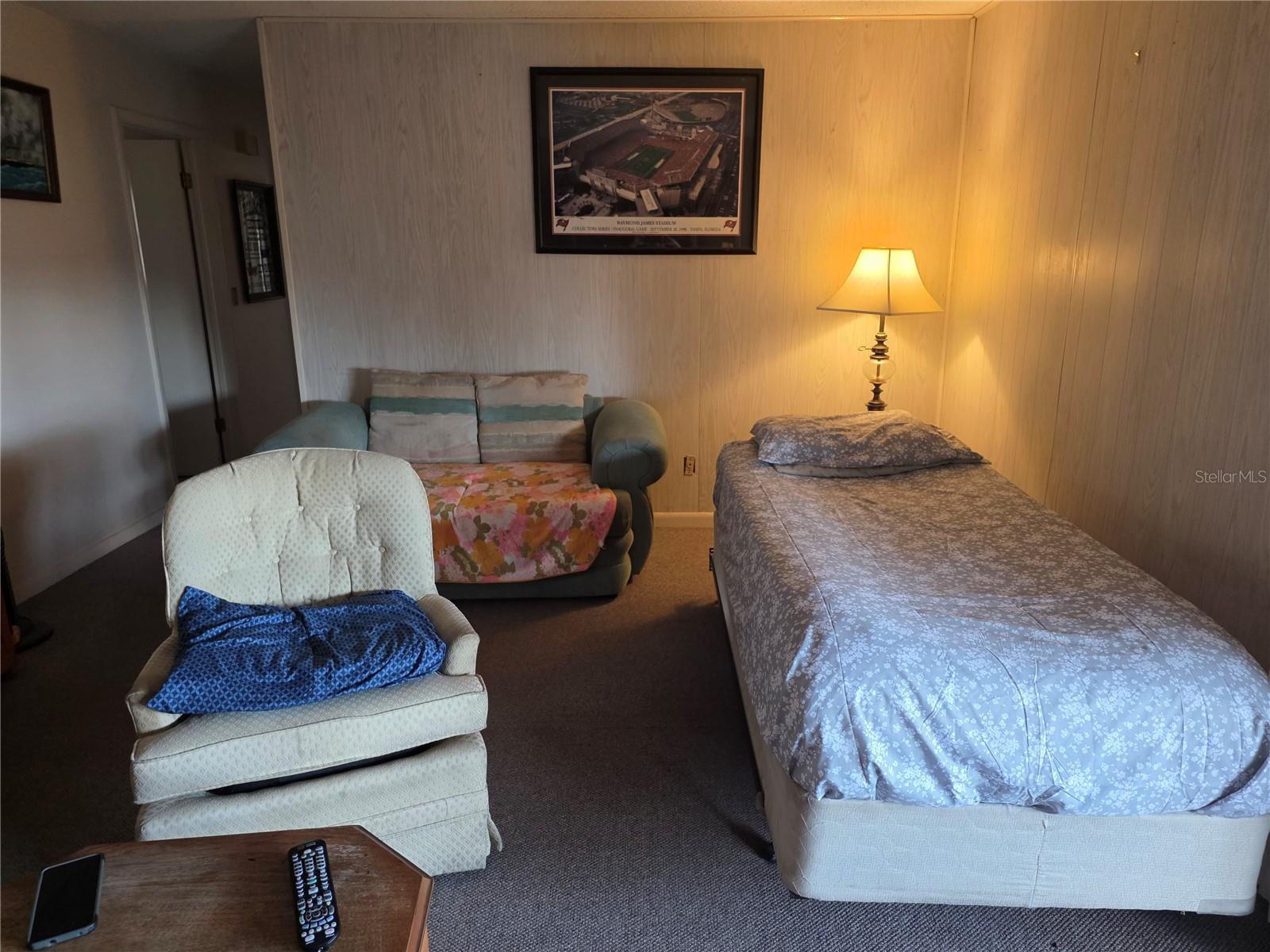 Image 10 of 33 For 22368 Weeks Boulevard