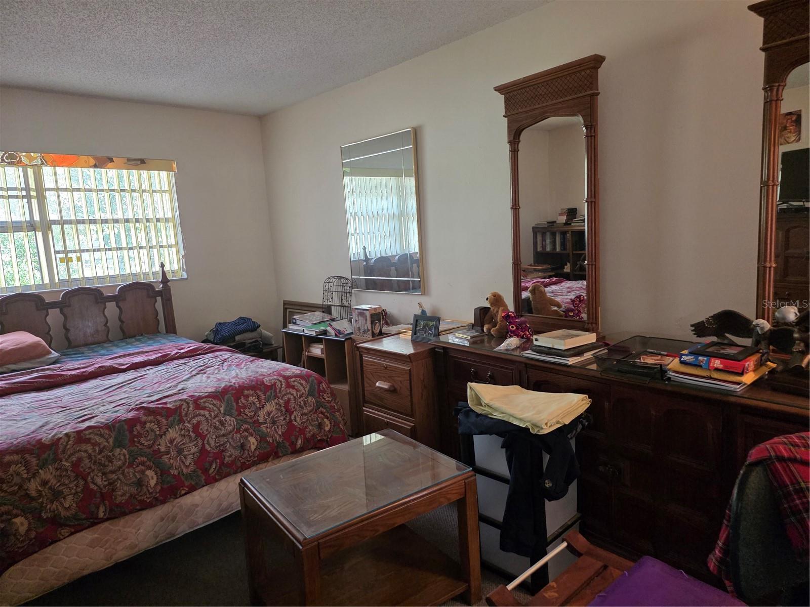 Image 16 of 33 For 22368 Weeks Boulevard