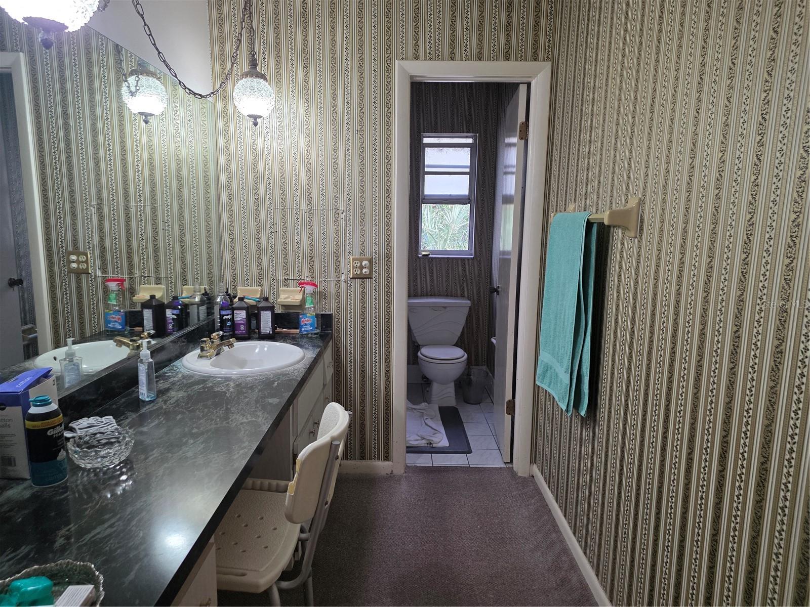 Image 20 of 33 For 22368 Weeks Boulevard