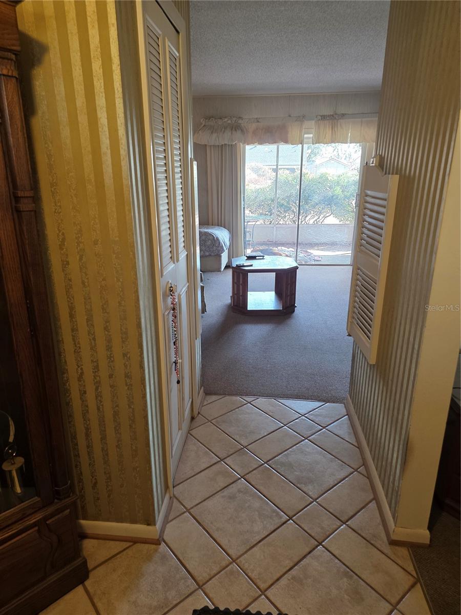 Image 5 of 33 For 22368 Weeks Boulevard