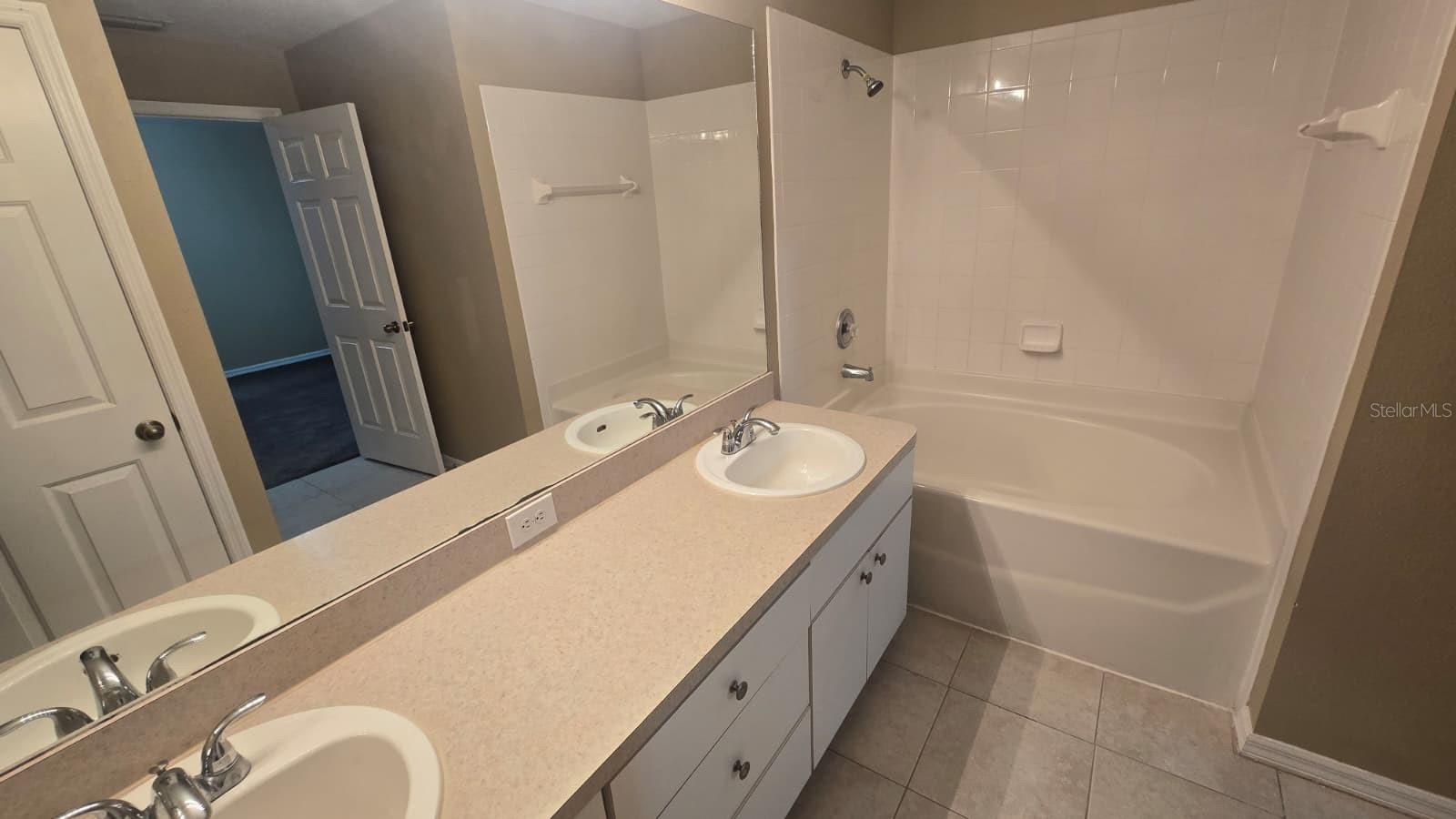 Image 9 of 12 For 6515 Summer Cove Drive