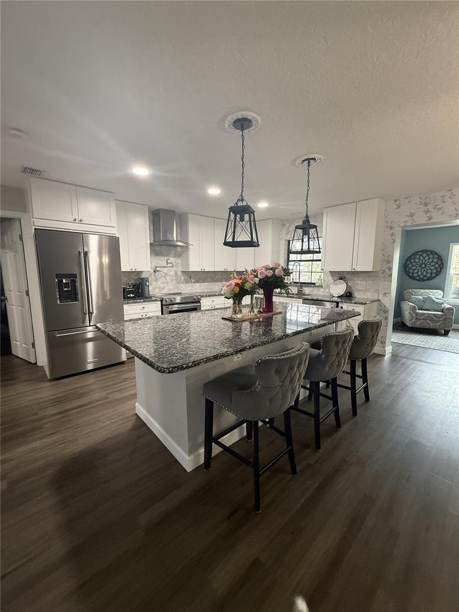 Image 3 of 12 For 11349 Davison Lane