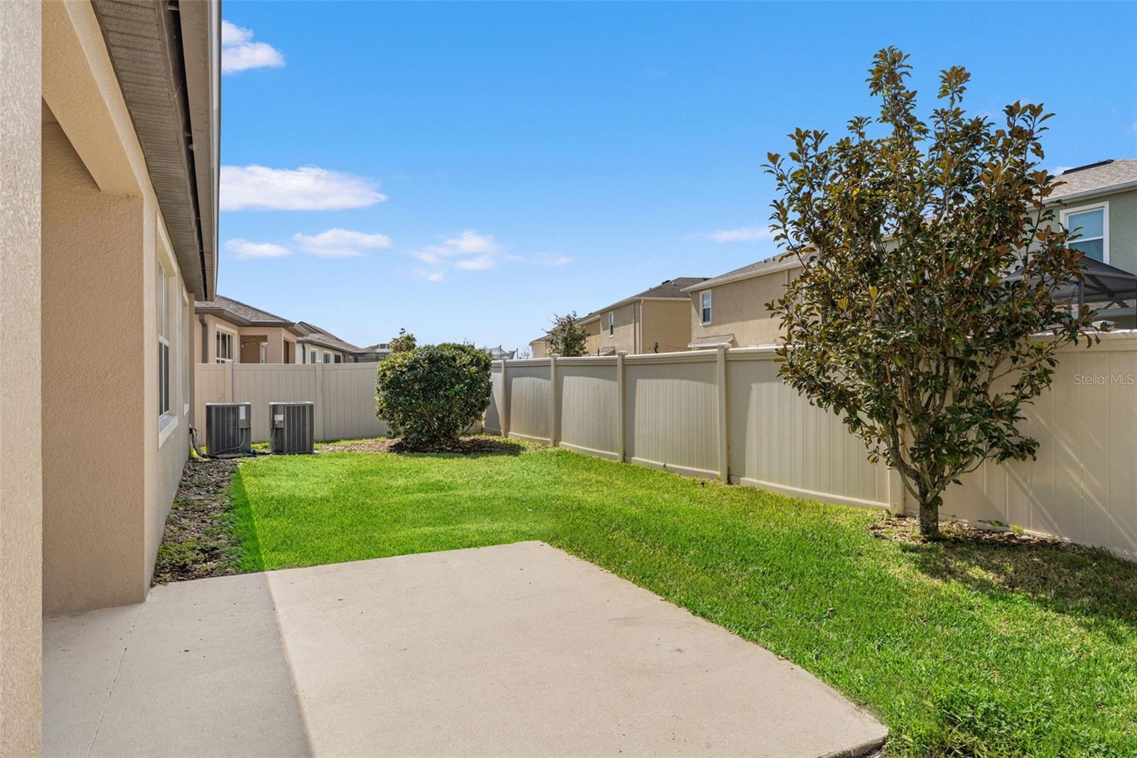 Image 9 of 72 For 8296 Olive Brook Drive