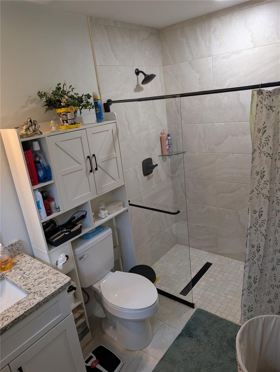 Image 25 of 30 For 11190 100th Avenue