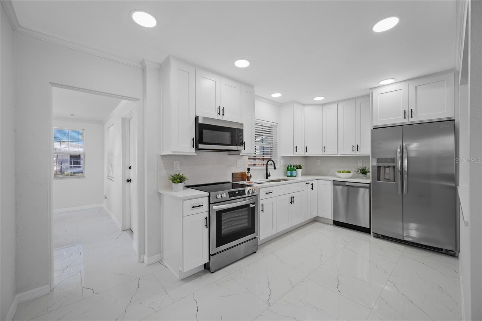 Image 10 of 52 For 7010 Boca Ciega Drive