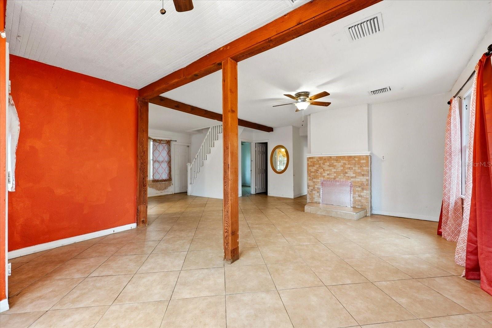 Image 4 of 21 For 1919 Quincy Street S