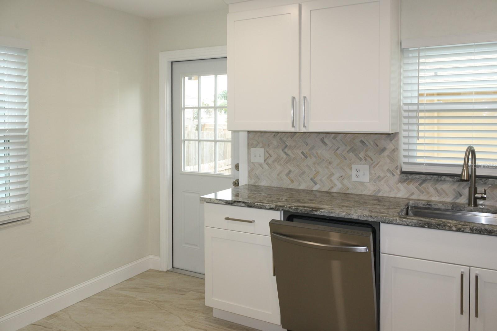 Image 18 of 53 For 238 43rd Avenue N