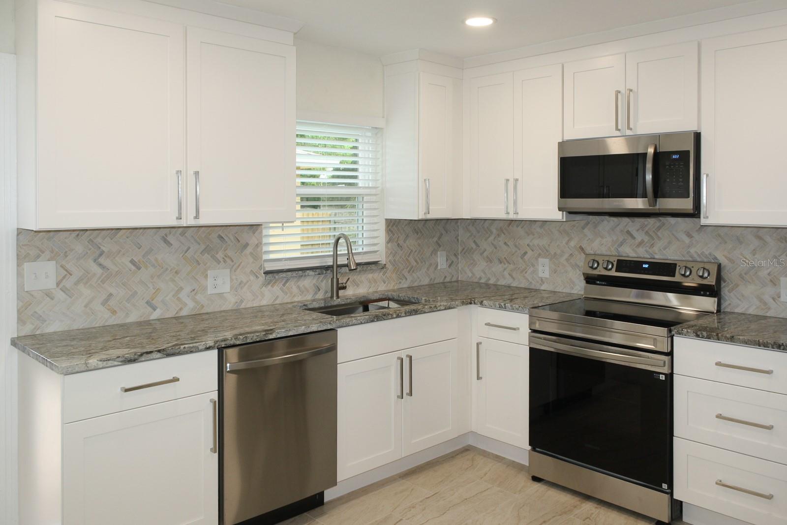 Image 5 of 53 For 238 43rd Avenue N