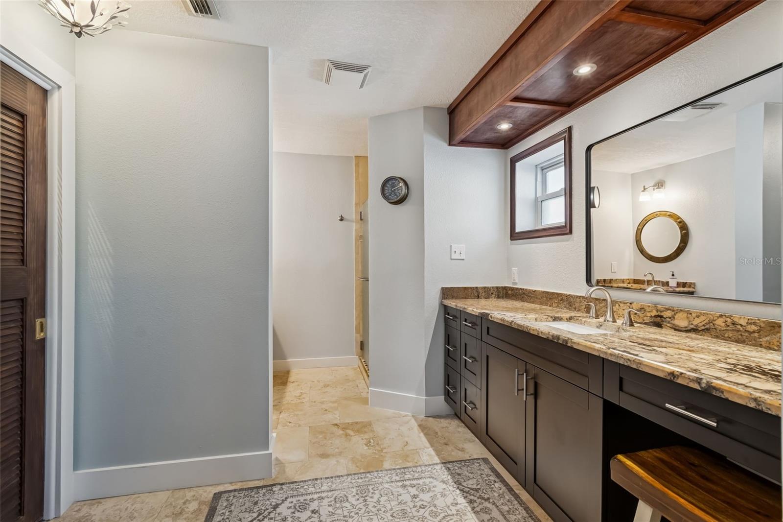 Image 21 of 50 For 9816 San Sebastian Way