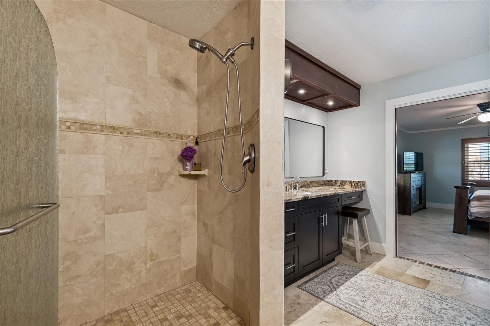 Image 22 of 50 For 9816 San Sebastian Way