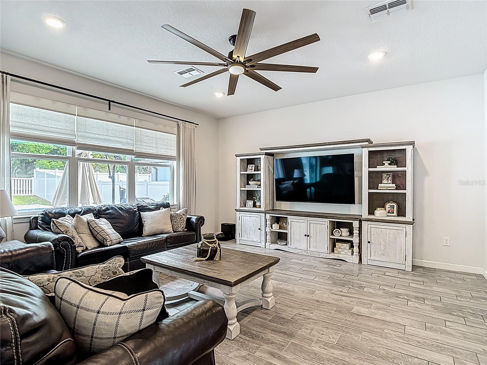 Image 32 of 82 For 769 Parsons Mooring Court