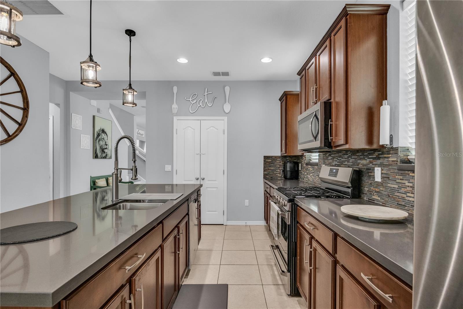 Image 11 of 40 For 7238 Milestone Drive