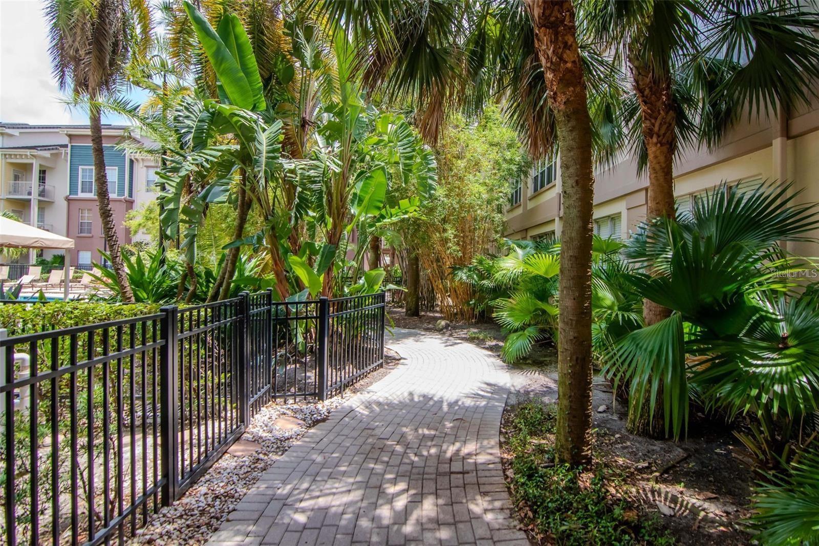 Image 26 of 37 For 504 Armenia Avenue 1311