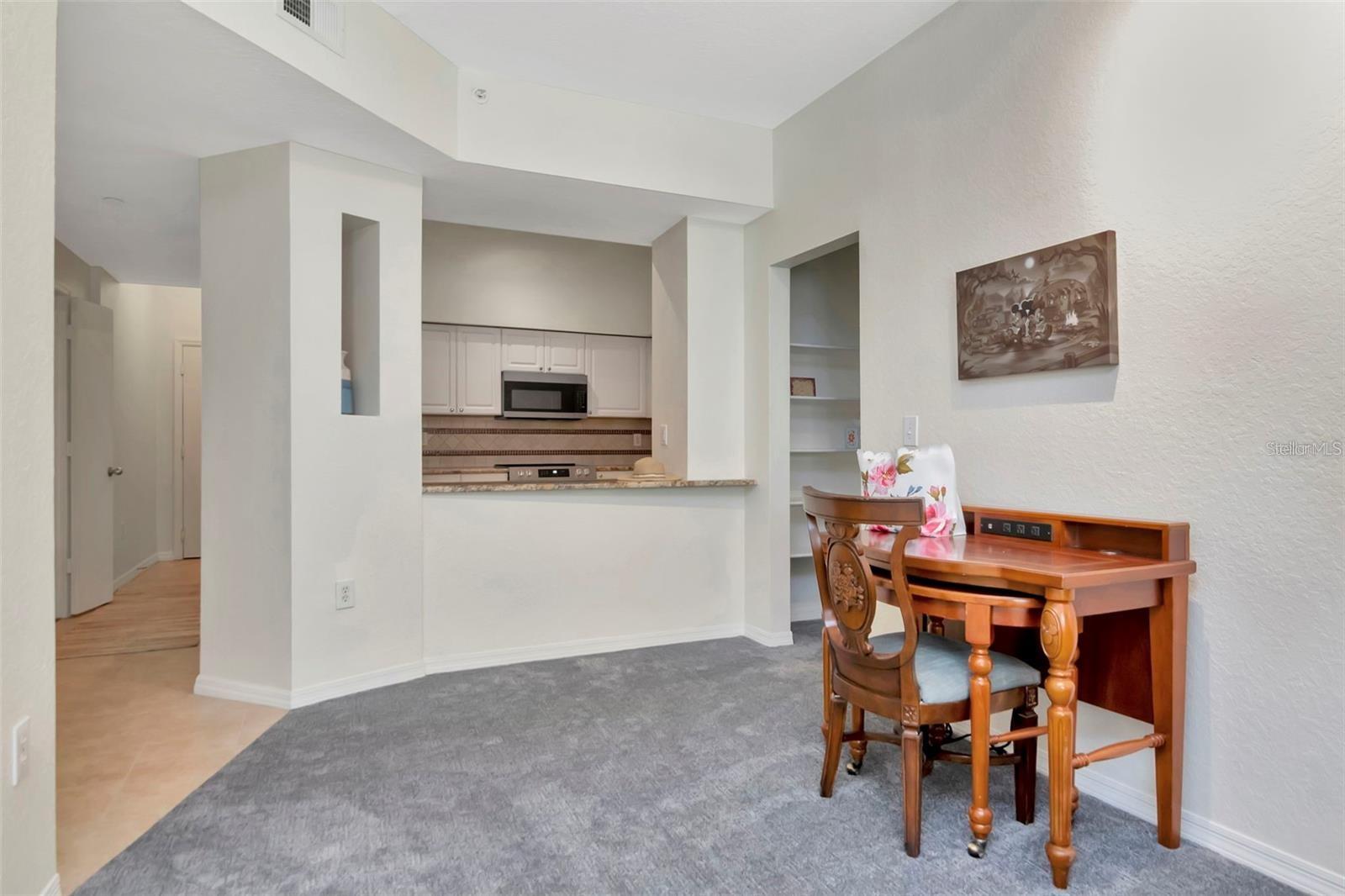 Image 9 of 37 For 504 Armenia Avenue 1311