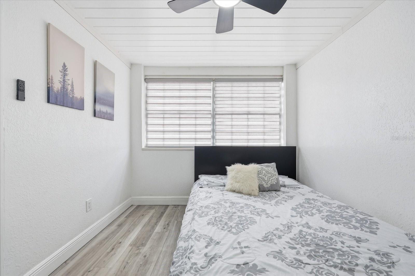 Image 12 of 26 For 2521 Minnehaha Street