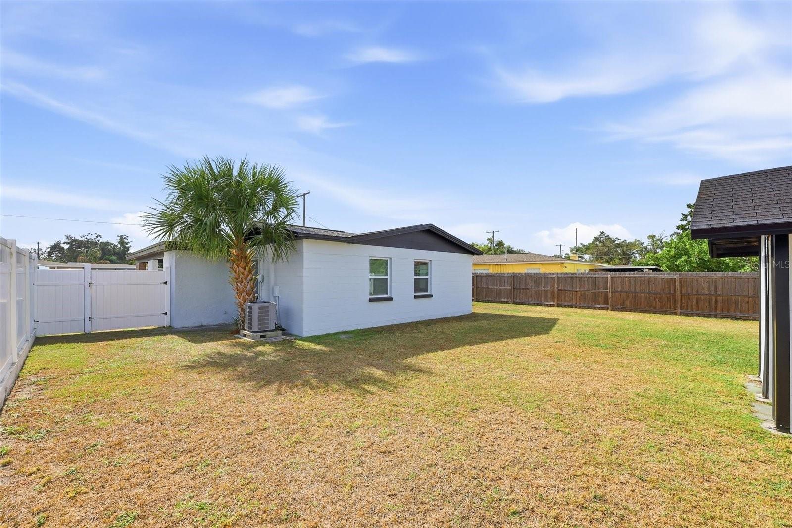 Image 20 of 26 For 2521 Minnehaha Street