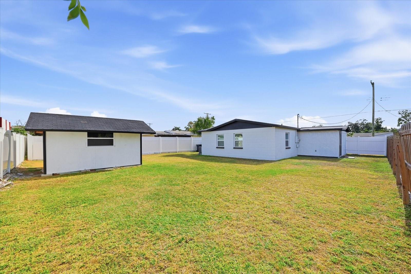 Image 22 of 26 For 2521 Minnehaha Street