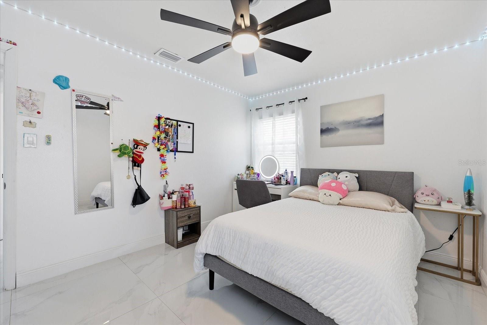 Image 8 of 26 For 2521 Minnehaha Street