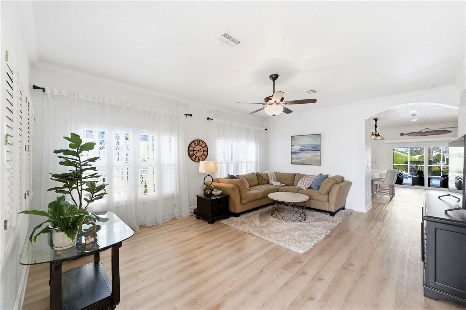 Image 7 of 52 For 2817 Plantain Drive