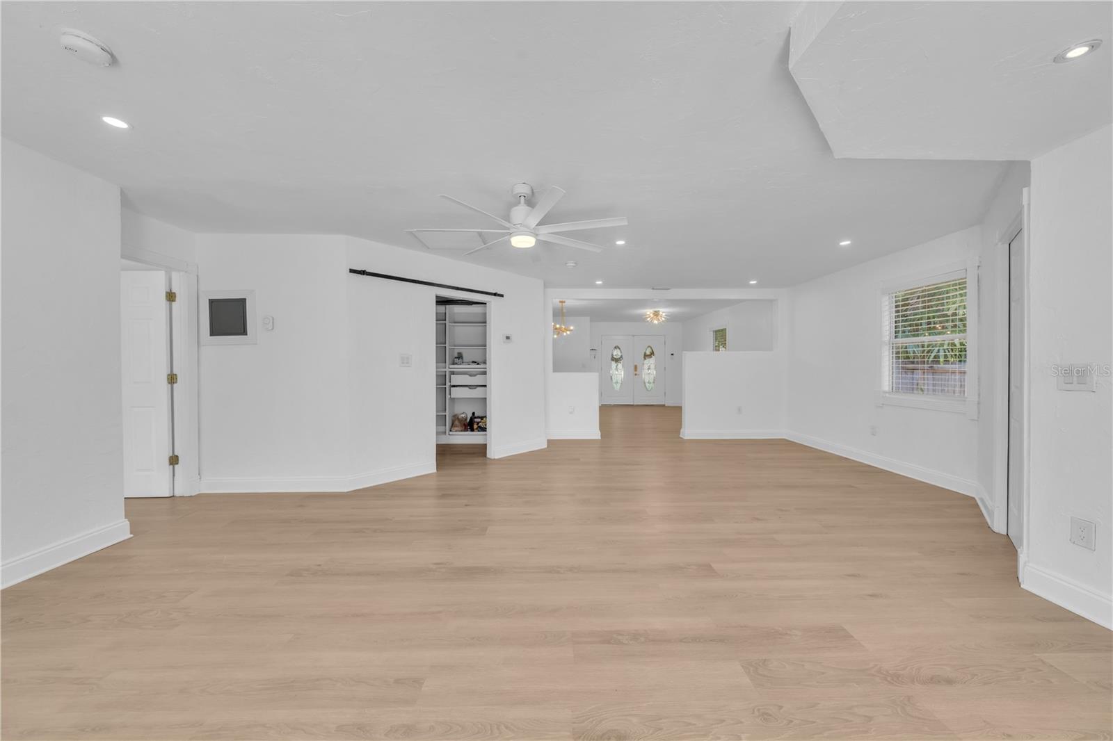 Image 16 of 45 For 314 Frances Avenue