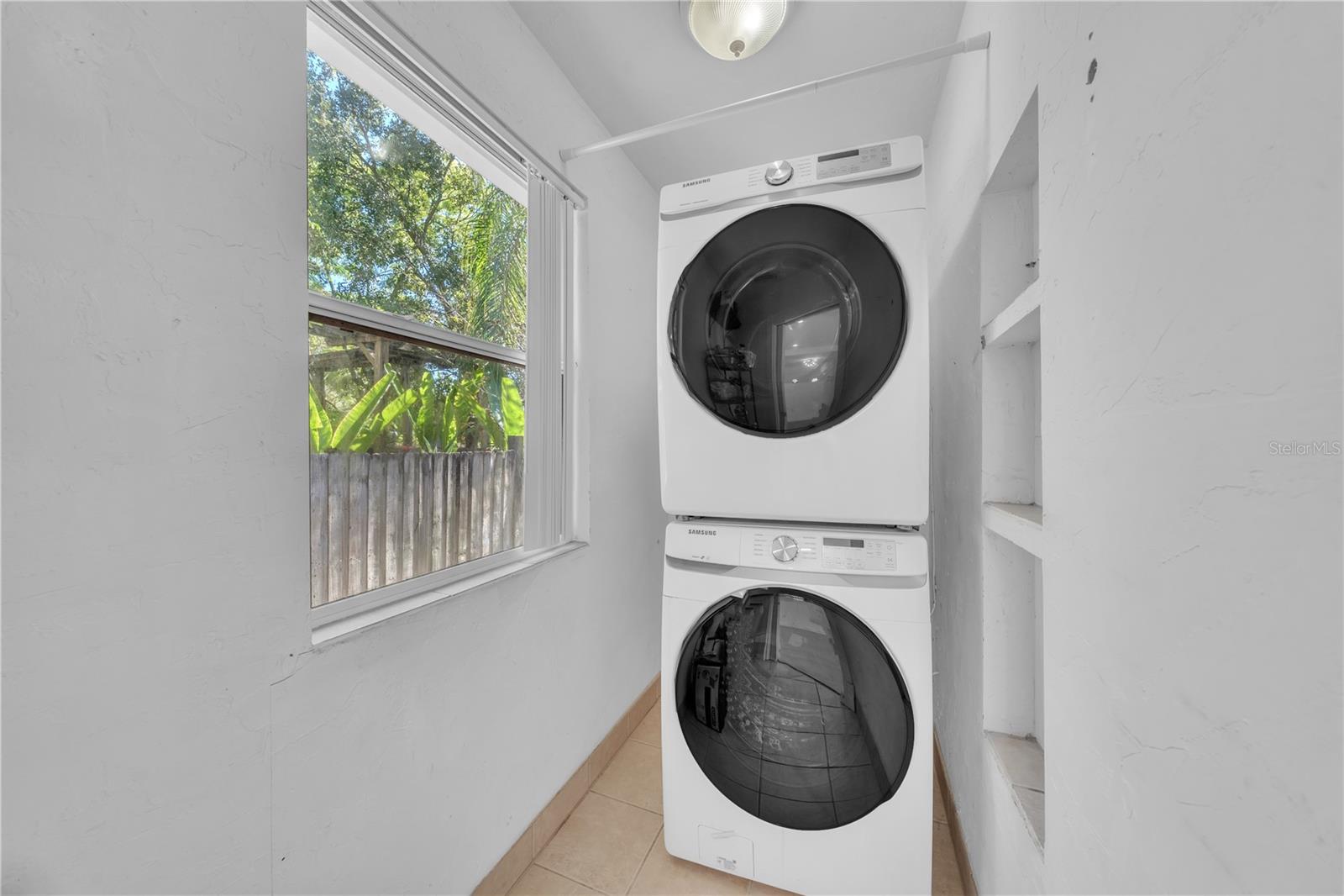 Image 21 of 45 For 314 Frances Avenue