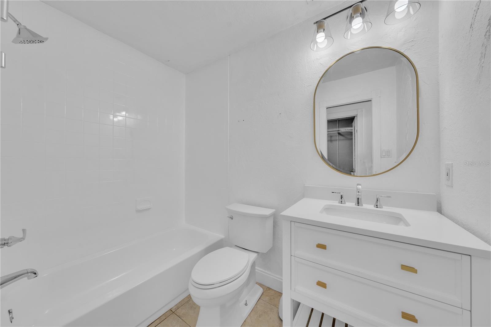 Image 25 of 45 For 314 Frances Avenue