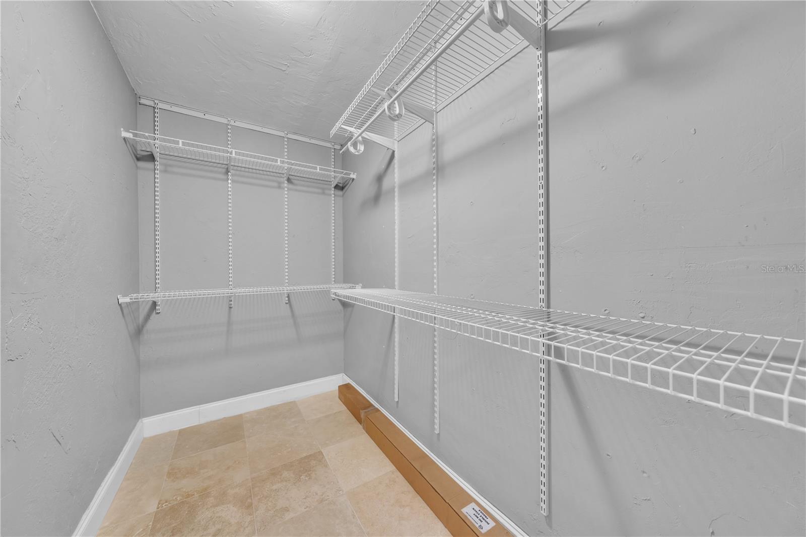 Image 32 of 45 For 314 Frances Avenue