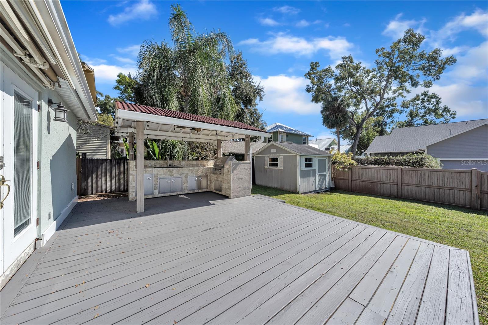 Image 39 of 45 For 314 Frances Avenue