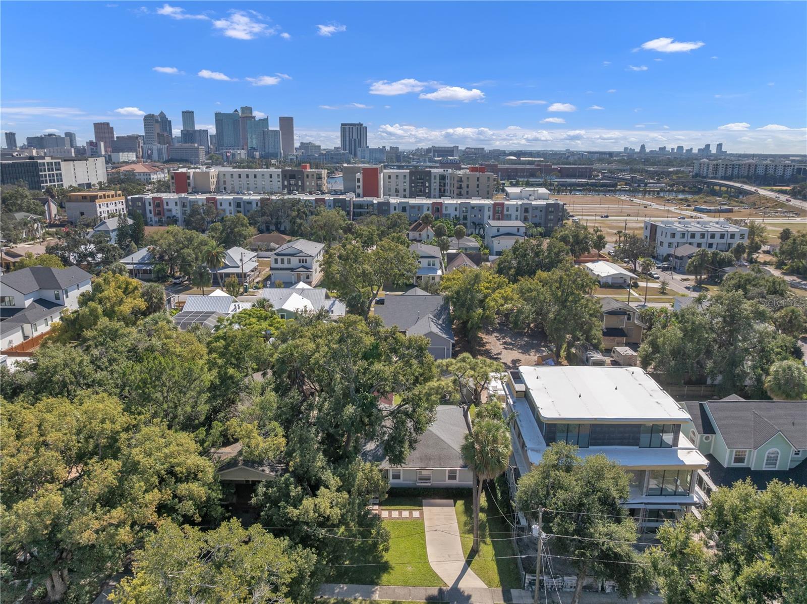 Image 4 of 45 For 314 Frances Avenue