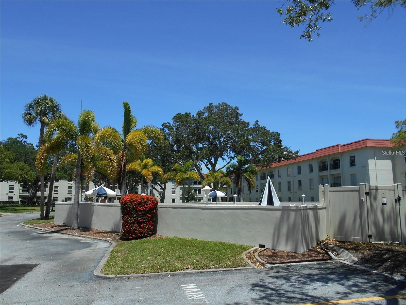 Image 34 of 38 For 2700 Bayshore Boulevard 4103