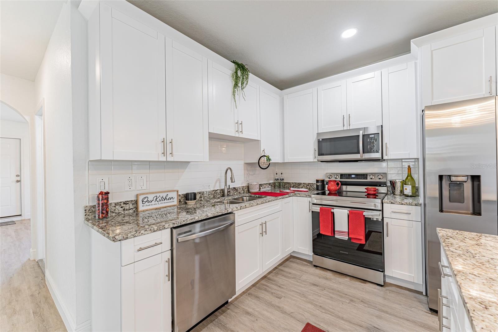 Image 13 of 46 For 1305 Osborne Avenue